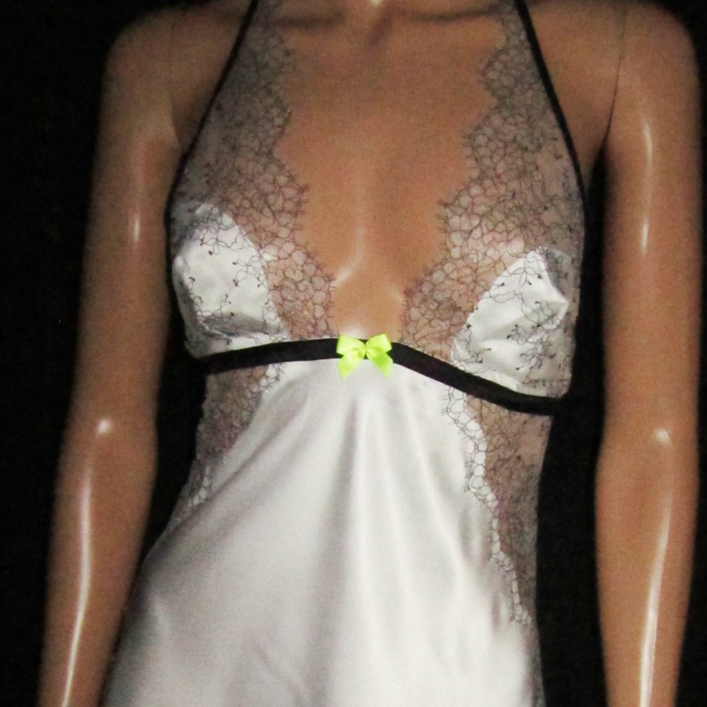 Victoria's Secret White Satin Nightgown L NEW!